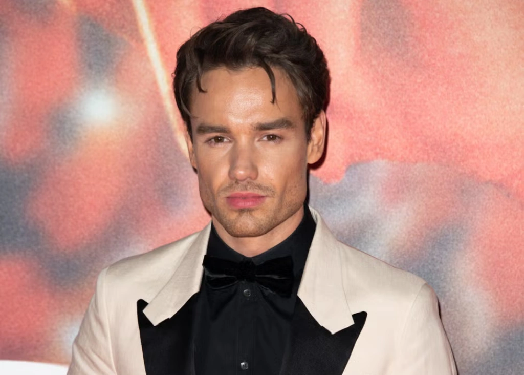 英國One Direction一世代「Liam Payne」墜樓逝世！