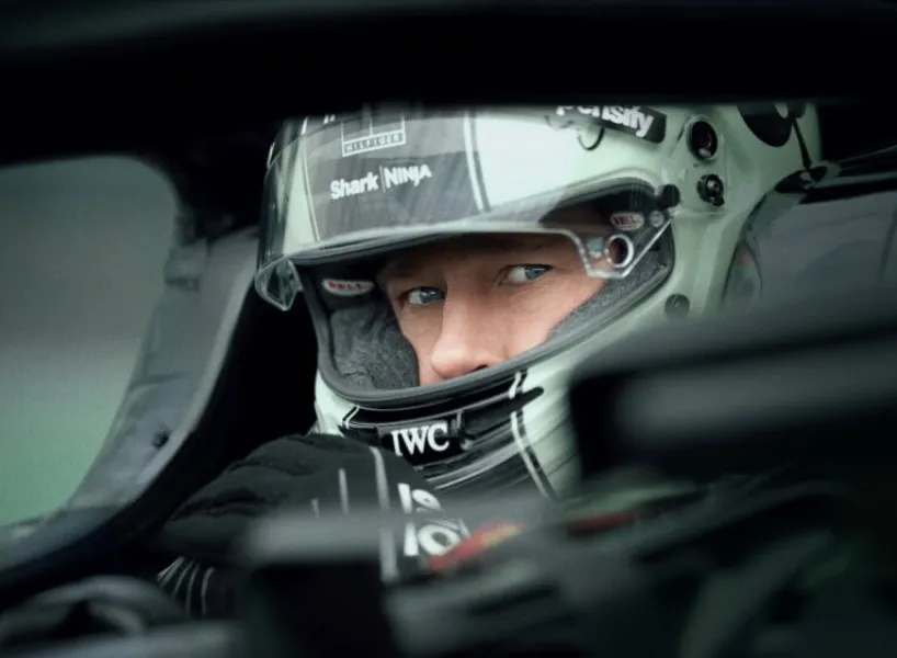 布萊德彼特無替身出演《F1 電影》