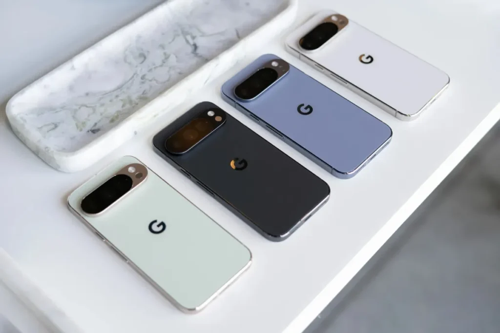 Google Pixel 10 Pro顏色:綠玉色、曜石黑、月岩灰、陶瓷米
