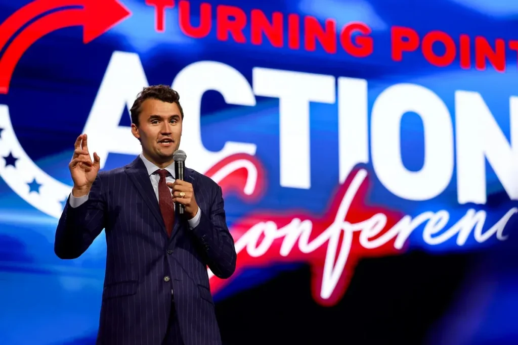 查理柯克 Charlie Kirk 是保守團體「美國轉折點」創辦人