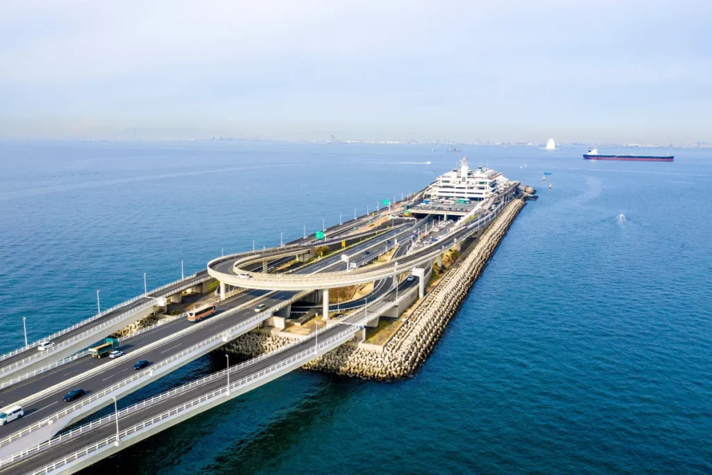 日本自駕遊推薦景點：Aqua Line 海底隧道（東京）