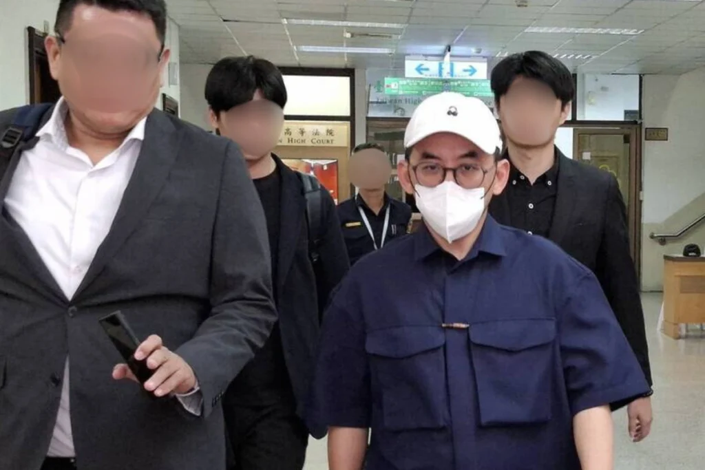 黃子佼被害人