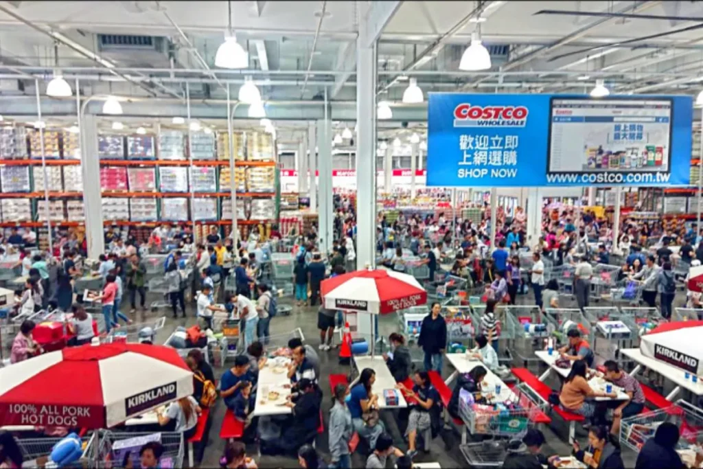 好市多進駐,不僅會帶動人潮,附近店家、生活機能都能帶來正向成長